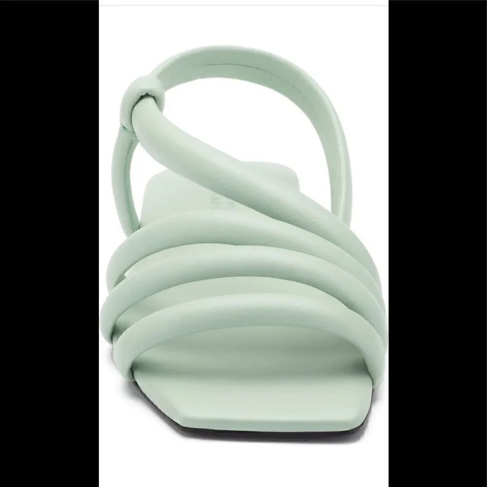 Mercedes Castillo Women’s Top Grain Leather Upper/Lining Strappy Sandal Sz 6 Nib — image 6 of 8